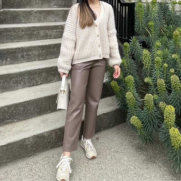 Aritzia Babaton Command Pants - Picture 6 of 6